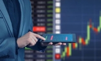 特朗普：正在考虑免除汽车零部件关税